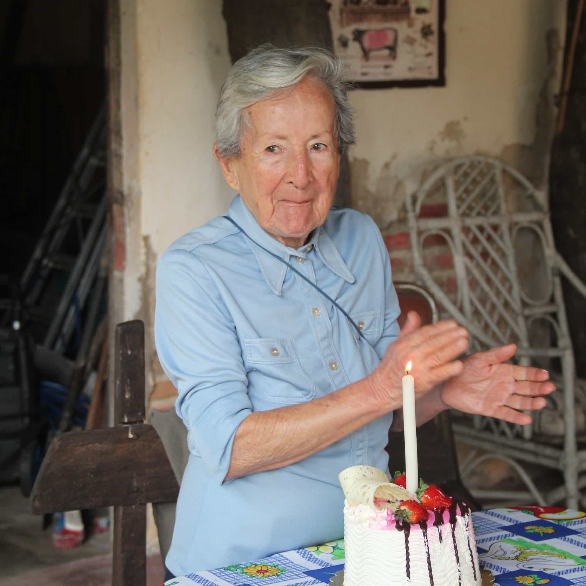 photo of Dora, Ana's mother